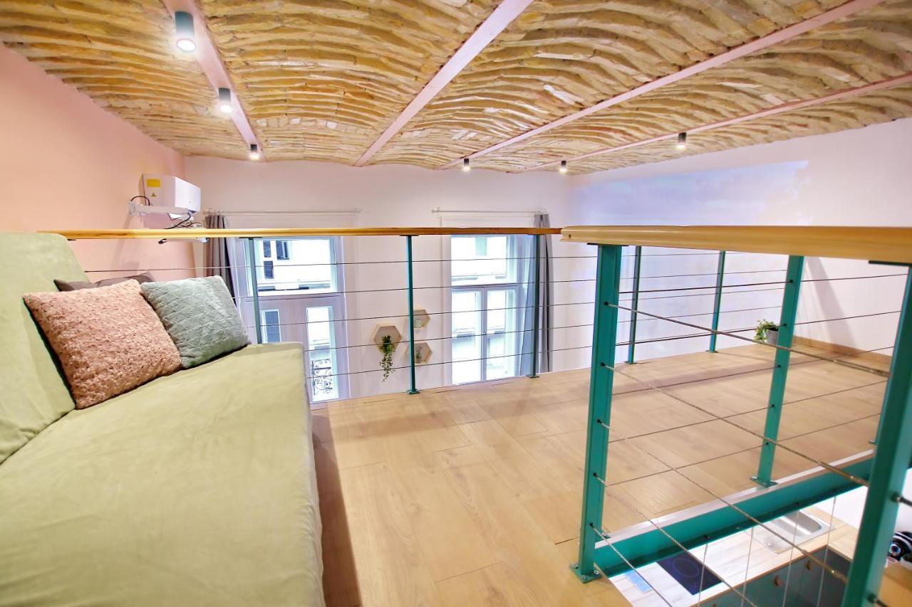 Awesome Budapest Downtown Studio W Balcony & Free Private Parking Dış mekan fotoğraf
